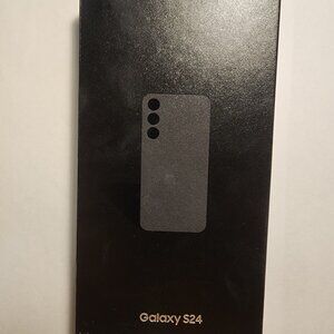 The S24 has a 6.2-inch Dynamic AMOLED 2X display